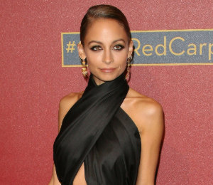 Nicole Richie in camilla and marc - QVC Red Carpet Style